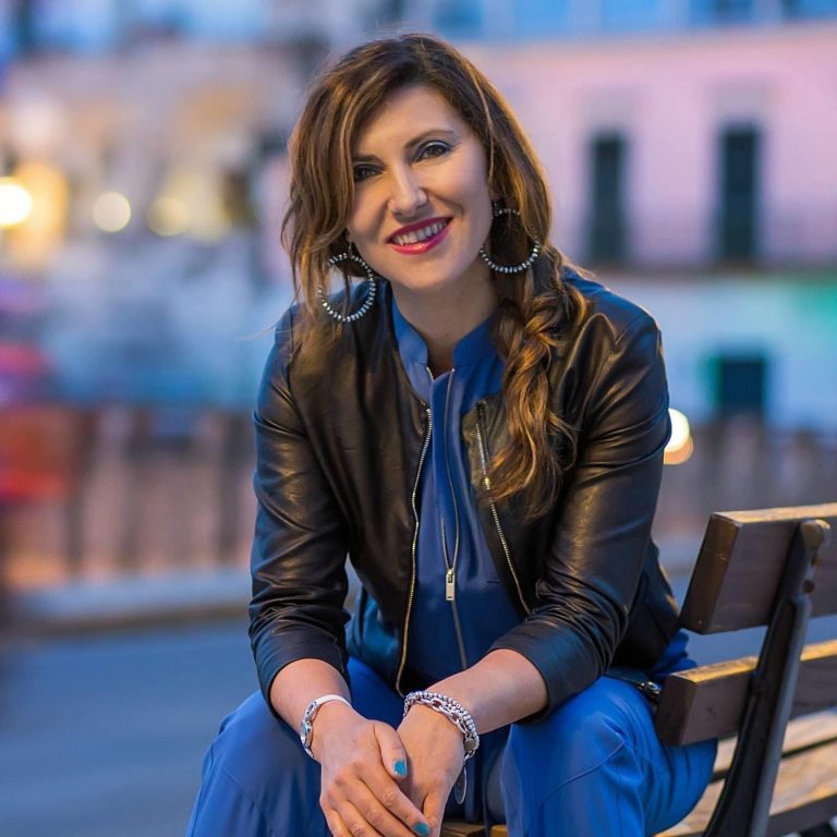 Gina Rodia esce con “TUTTO PER NIENTE” – VIDEO