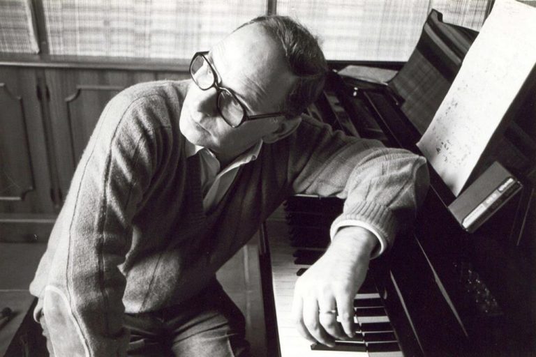 Morricone ci lascia e ora siano ancora più soli in un modo di brutta musica