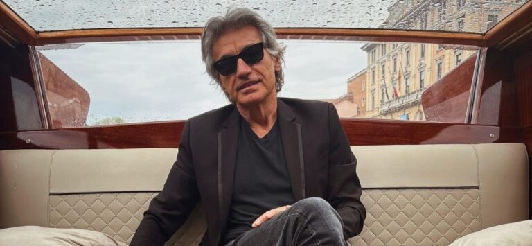 LIGABUE E IL “BUON COMPLEANNO ELVIS NAKED + TALES” – INTERVISTA