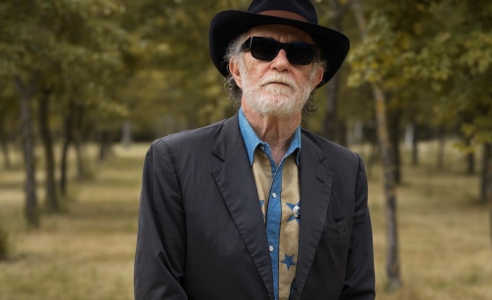 FRANCESCO DE GREGORI: parte il tour “RIMMEL 2025 – TEATRI PALASPORT CLUB”