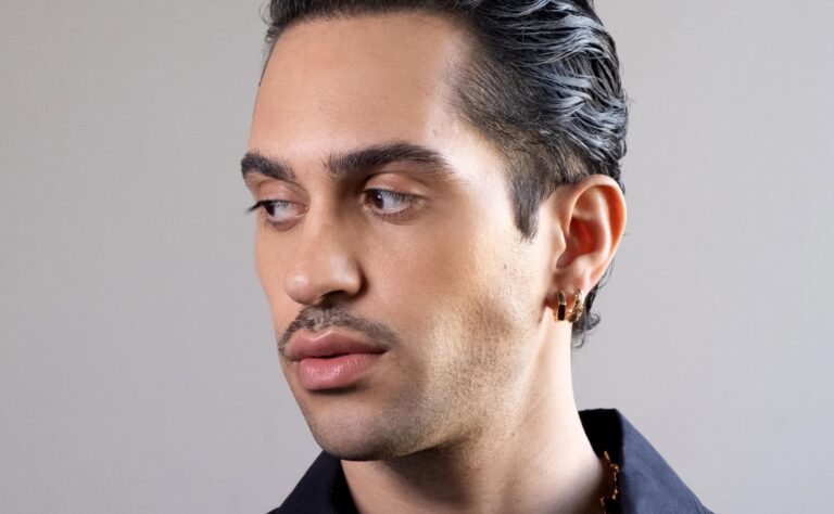 MAHMOOD FIRMA LA CANZONE ORIGINALE DEL NUOVO FILM DI GABRIELE MUCCINO “LE COSE NON DETTE”