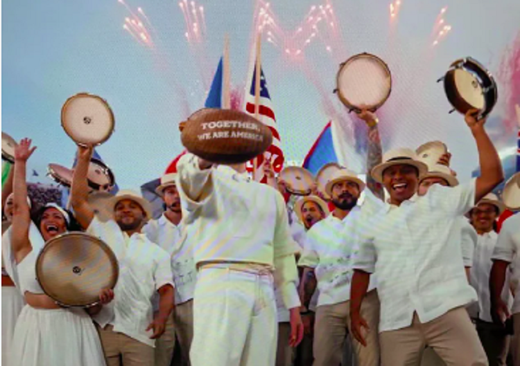 Super Bowl: Bad Bunny infiamma l’Halftime Show – Uno show storico e di “resistenza”