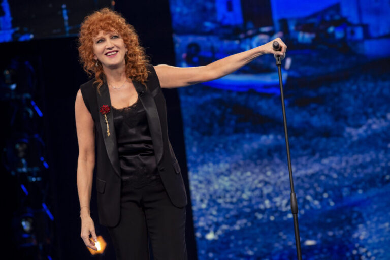 Fiorella Mannoia torna in Tour con “Fiorella canta Fabrizio e Ivano – Anime Salve”