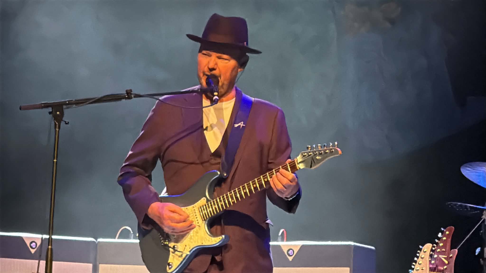 Christopher Cross